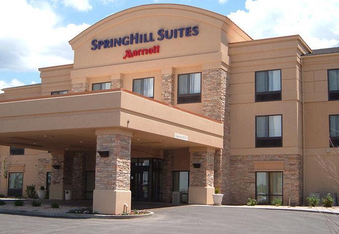 Springhill Suites By Marriott סדר סיטי מראה חיצוני תמונה